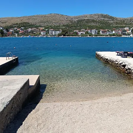 By The Sea Sparadici, - 24300