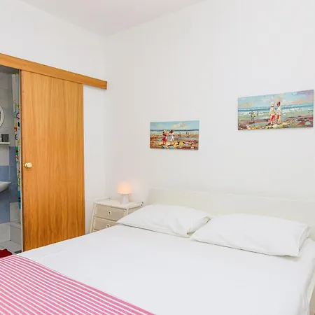Apartman By The Sea Sparadici, - 24300 Sibenik
