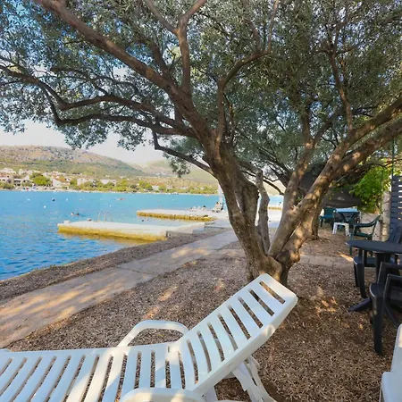 By The Sea Sparadici, - 24300