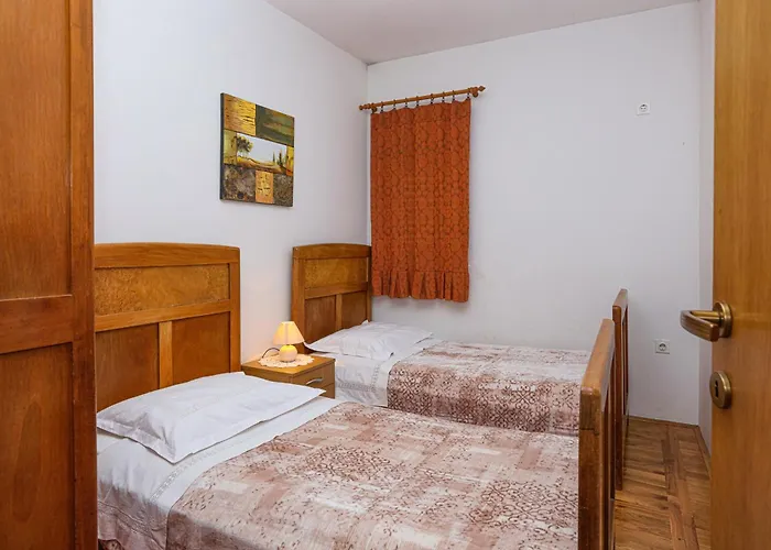 דירה By The Sea Sparadici, - 24300 שיבניק