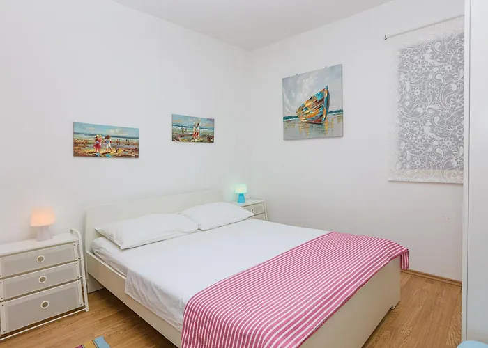 Appartement By The Sea Sparadici, - 24300